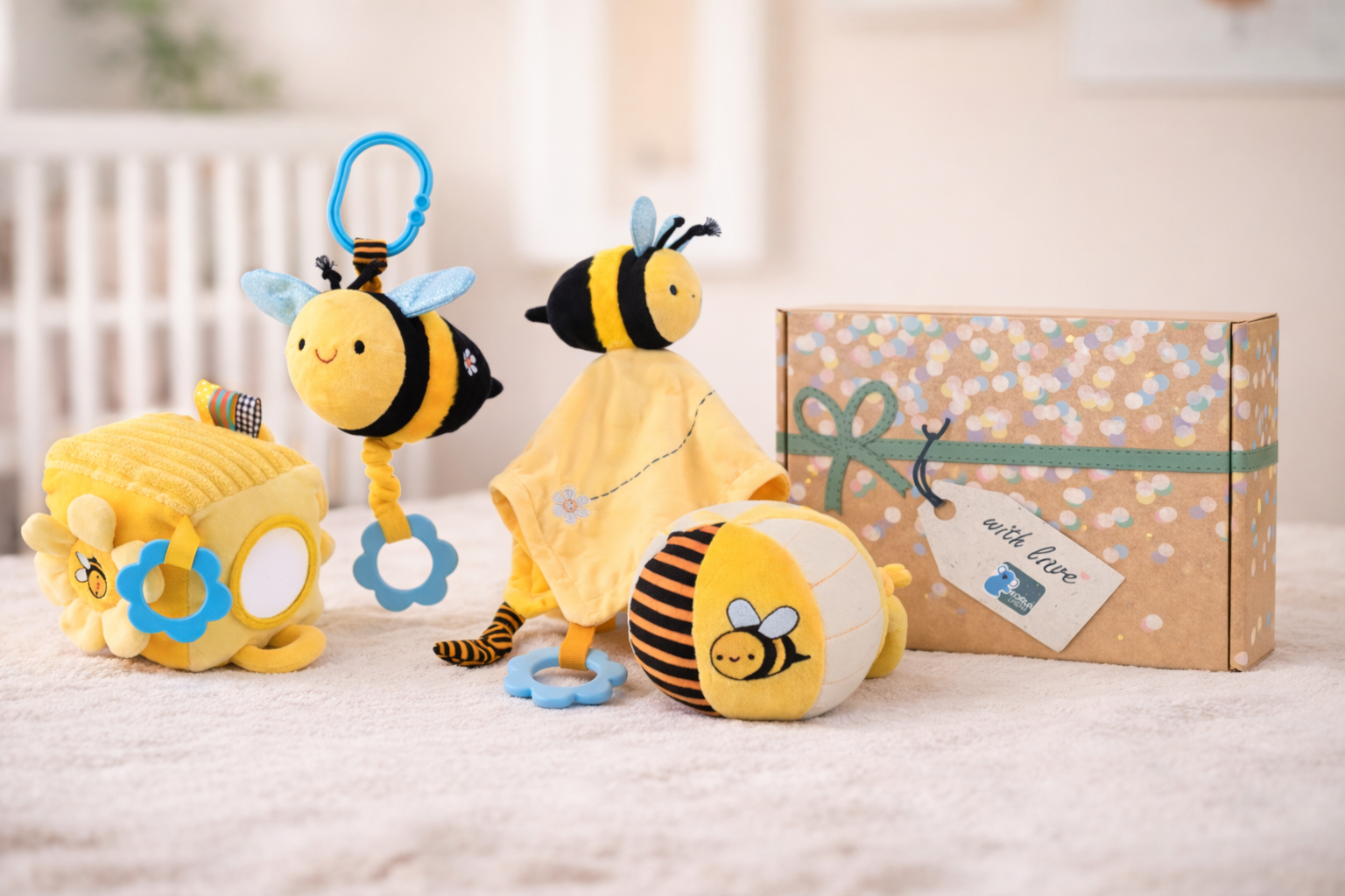 SNUGGLE BUDDY HUNNY BEE PLUSH GIFT SET – 4 PIECE