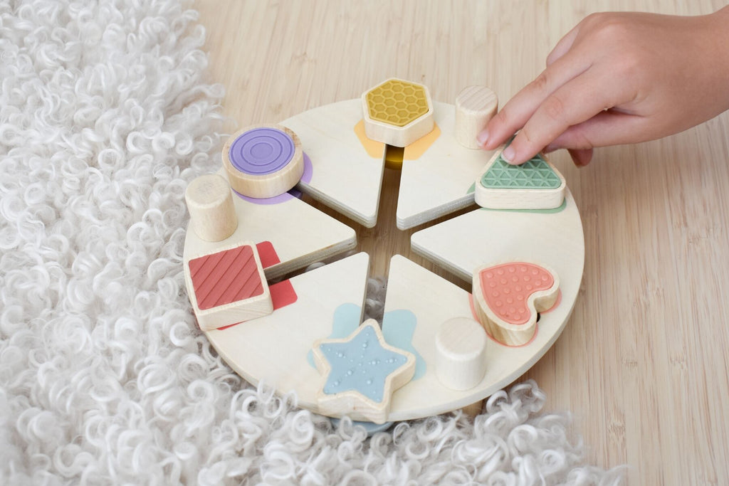 WOODEN SHAPE & COLOUR MATCH TABLE